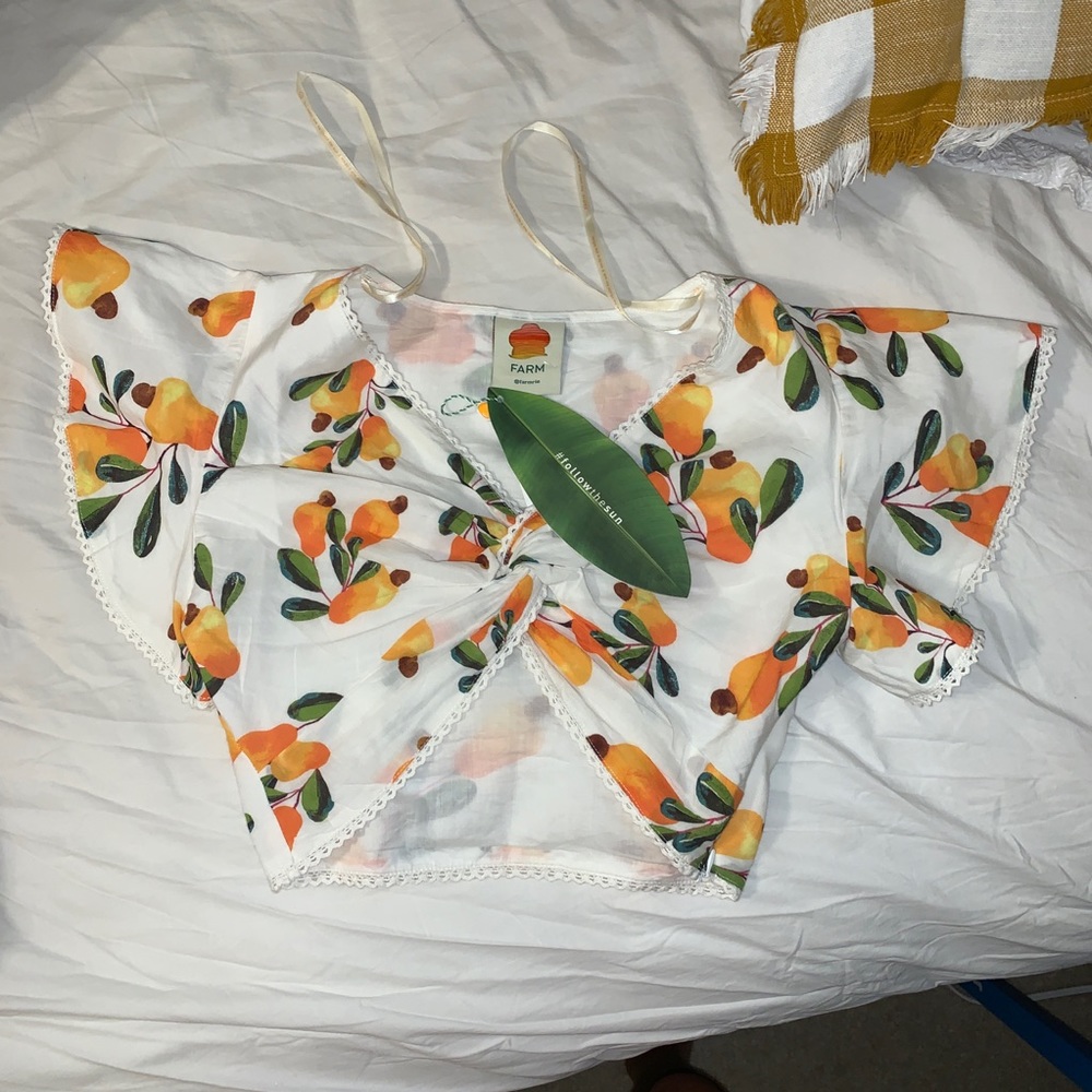 NWT Farm Rio Crop Top